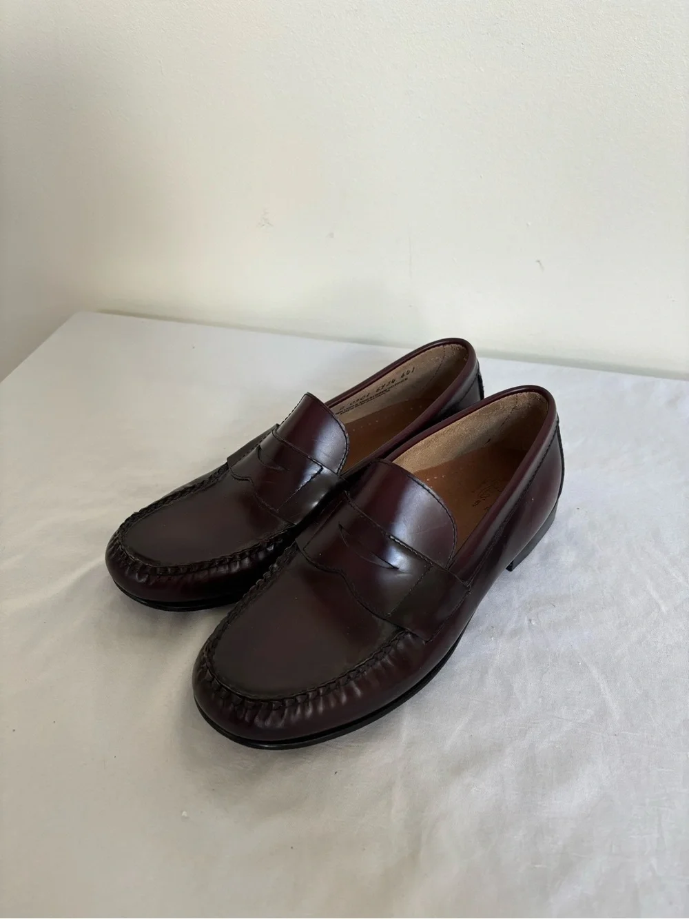 GH Bass Freshman Youth Loafers Burgundy Size 4